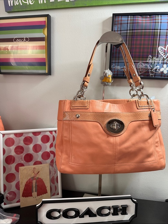 Coach Handbags - Coach Penelope Carryall Satchel Leather Shoulder Tote